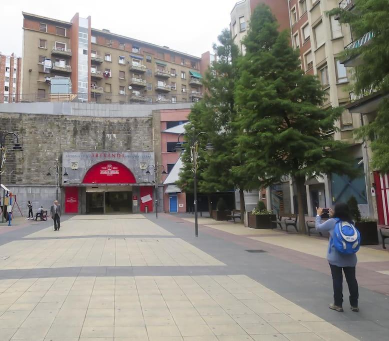 Apartmento Vintage Calatrava Bilbao Ngoại thất bức ảnh